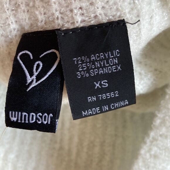 NWOT Windsor Mock Neck Colorblock Sweater Size XS - Picture 6 of 7